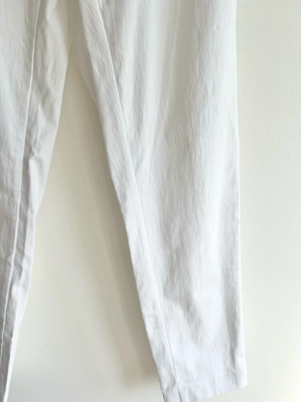 Motherhood Maternity White Casual Pull-On Dress Pants | Women’s Large